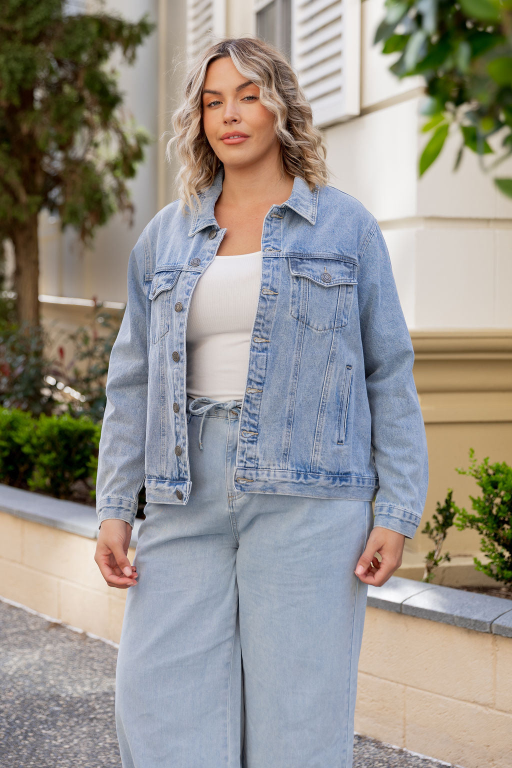 Hayden Denim Jacket in Light Blue Wash