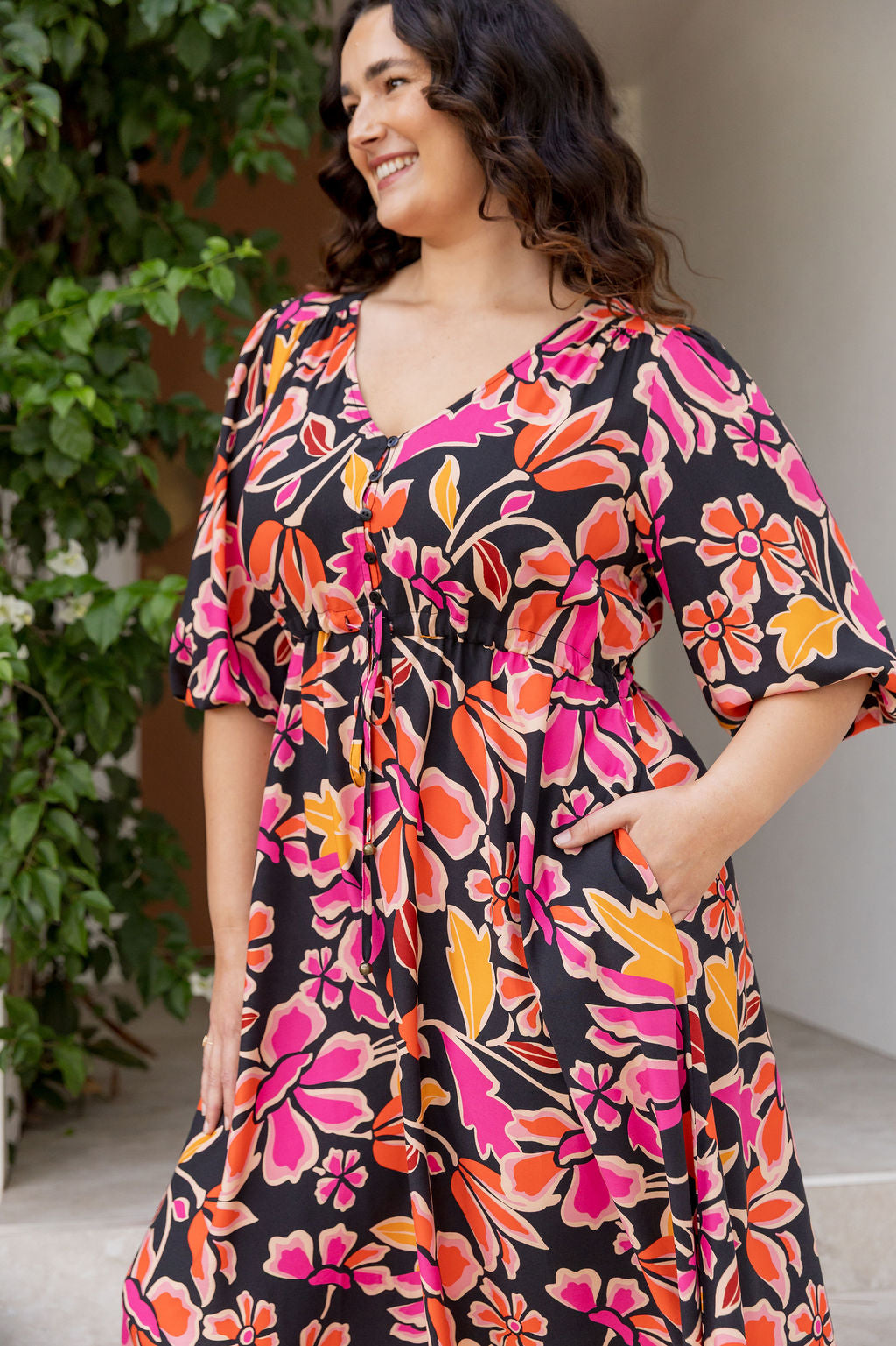 Bonita 3/4 Sleeve Midi Dress in Winter Botanica