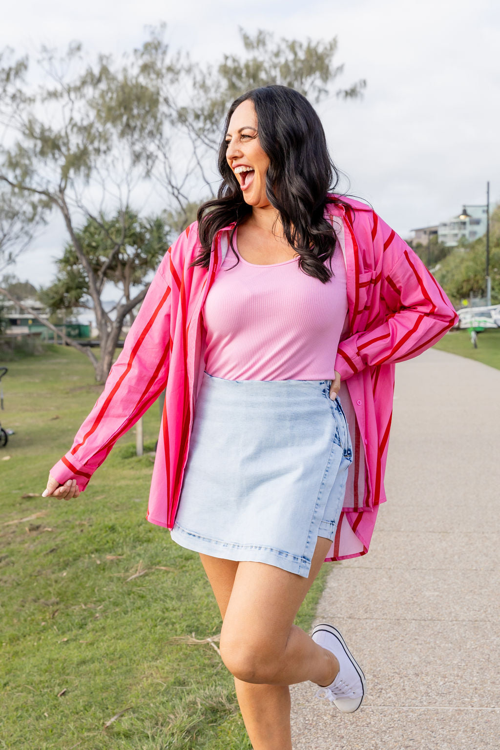 Etta Skort in Light Blue Acid Wash