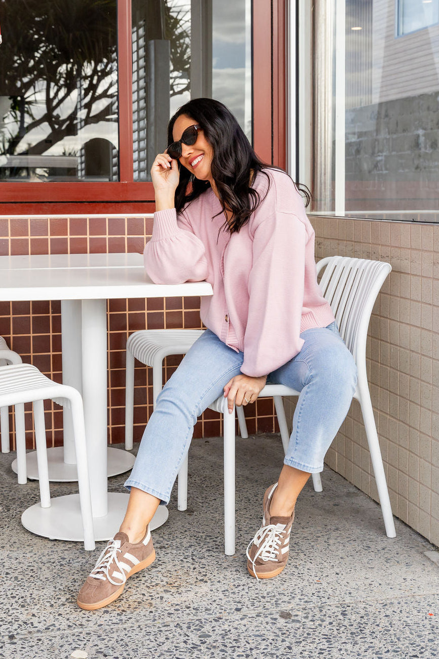 Viva Cropped Jean in Light Blue with Bow Embroidery