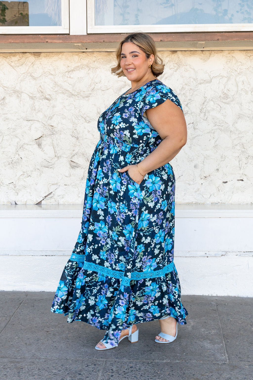 Louisa Maxi Dress in Indigo Blooms