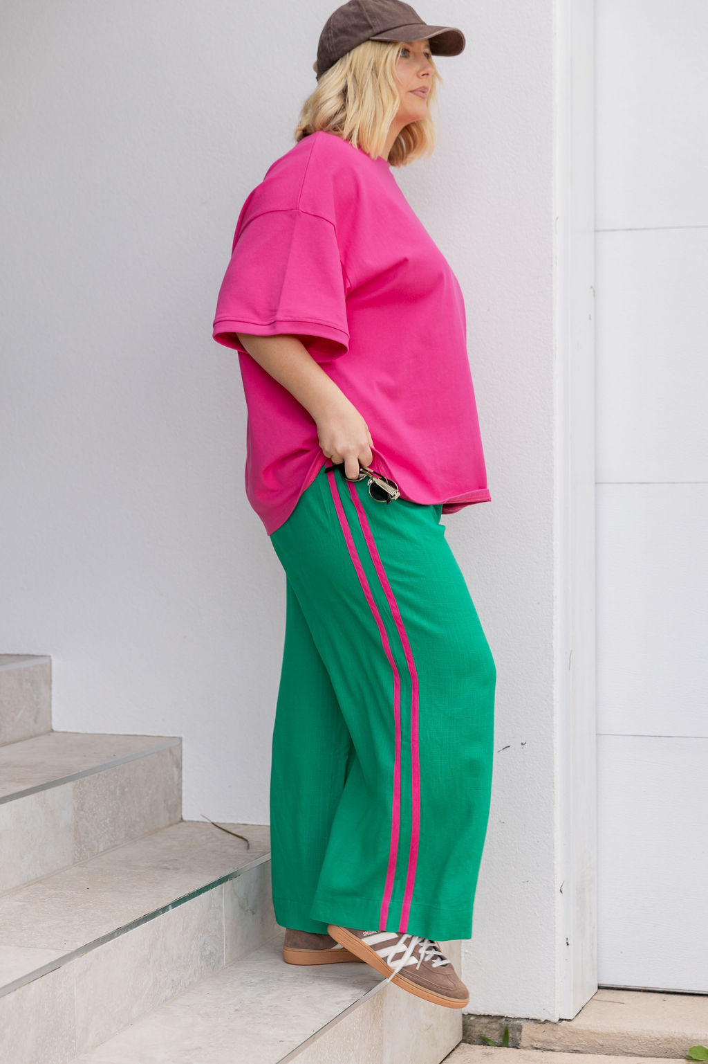 Side Stripe Linen Blend Pants in Green/Pink