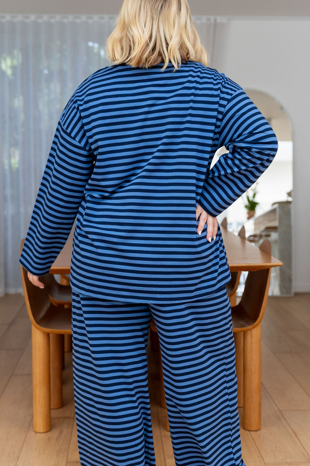 Long Sleeve Boxy Tee in Blue Stripes