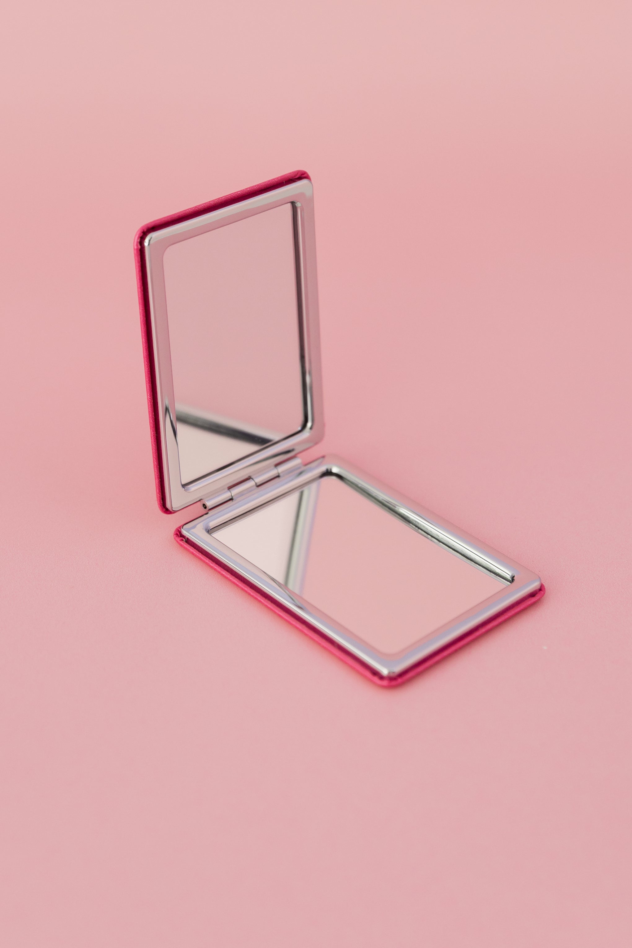 Pocket Mirror in Metallic Pink