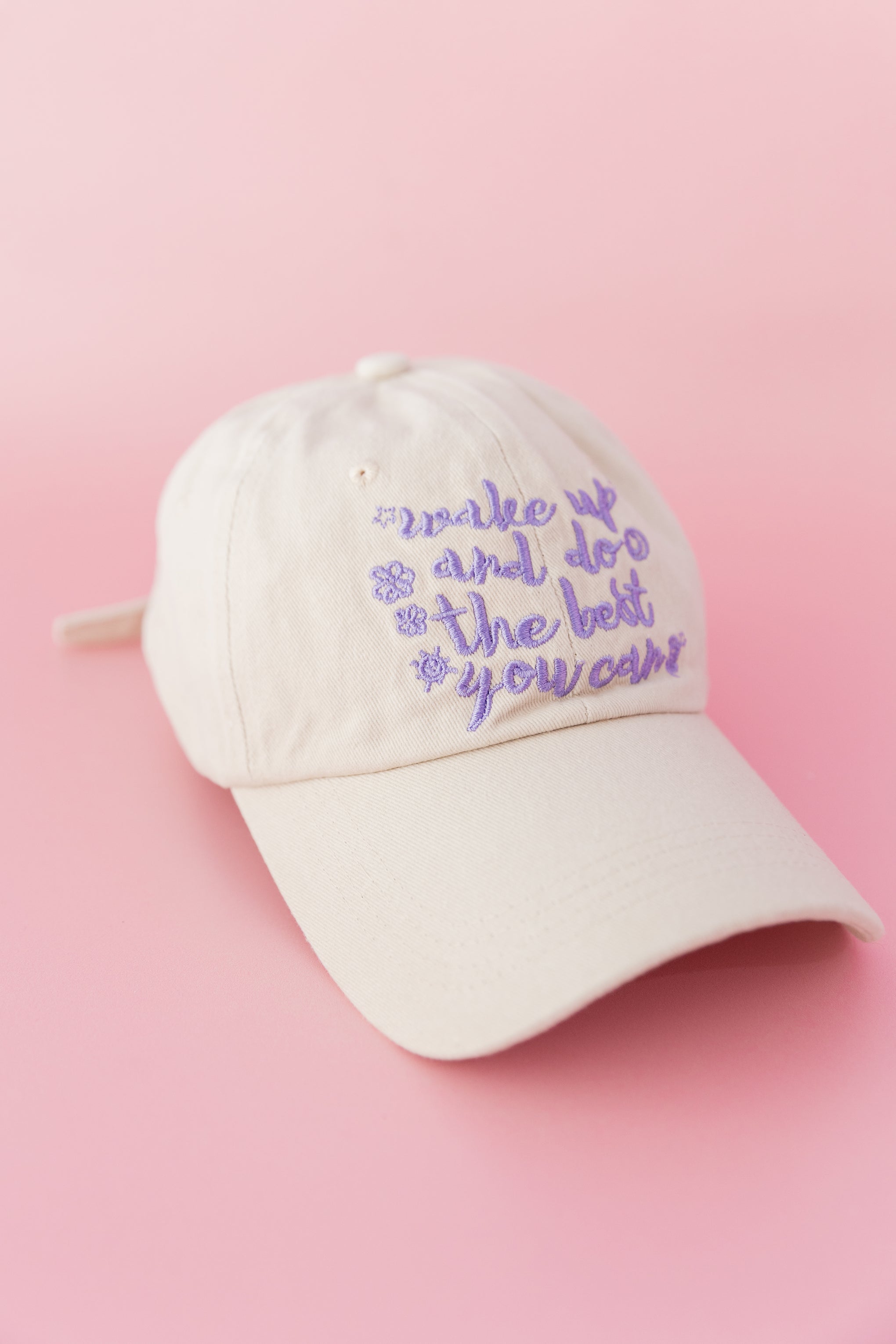 Essentials Slogan Cap in Show Up Cream