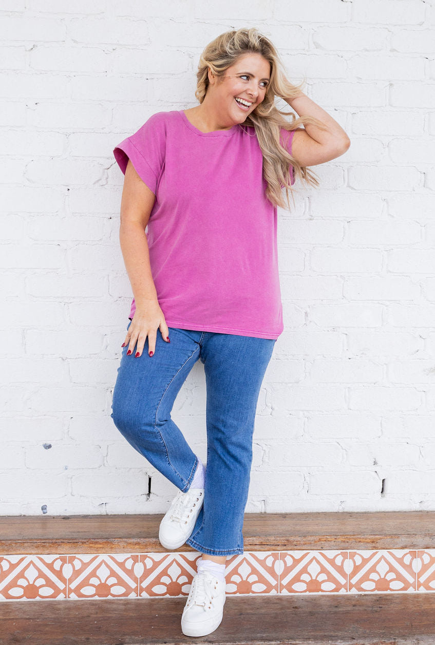 Selene Cap Sleeve Tee in Magenta