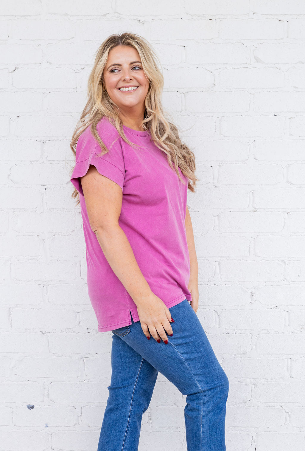 Selene Cap Sleeve Tee in Magenta