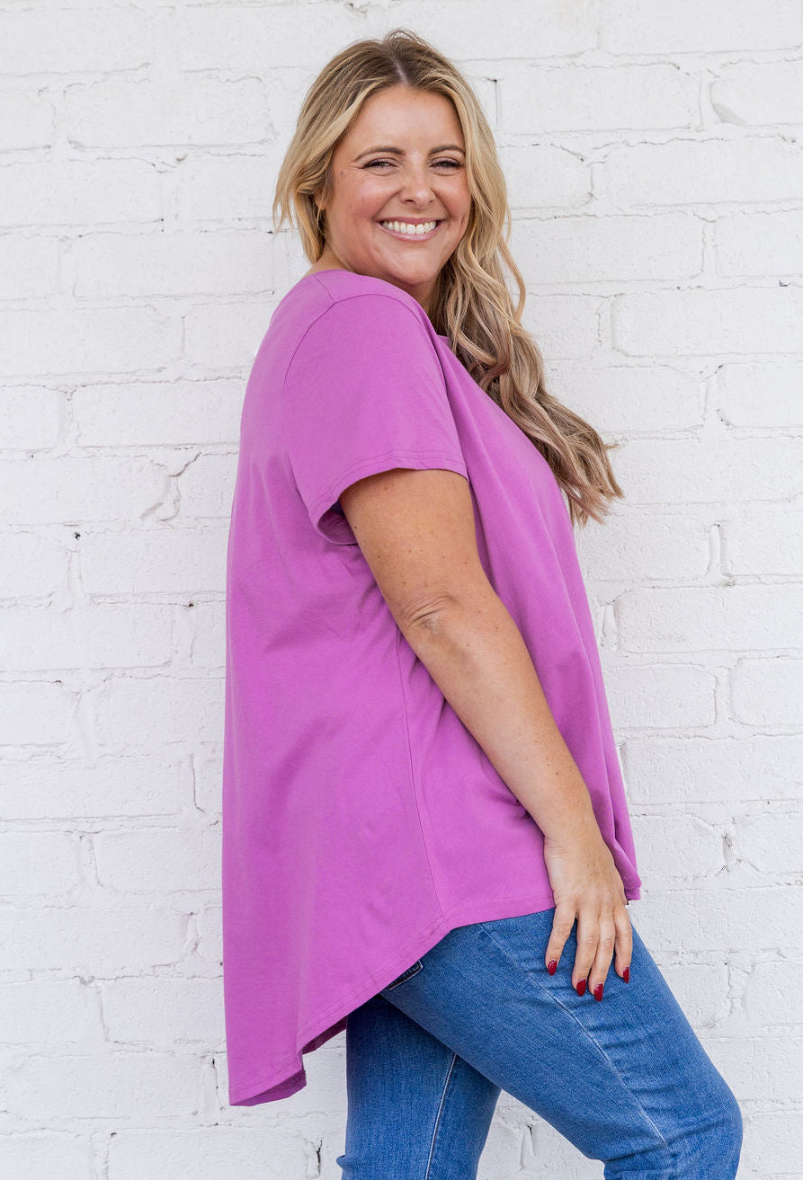 Jayden Tee in Purple