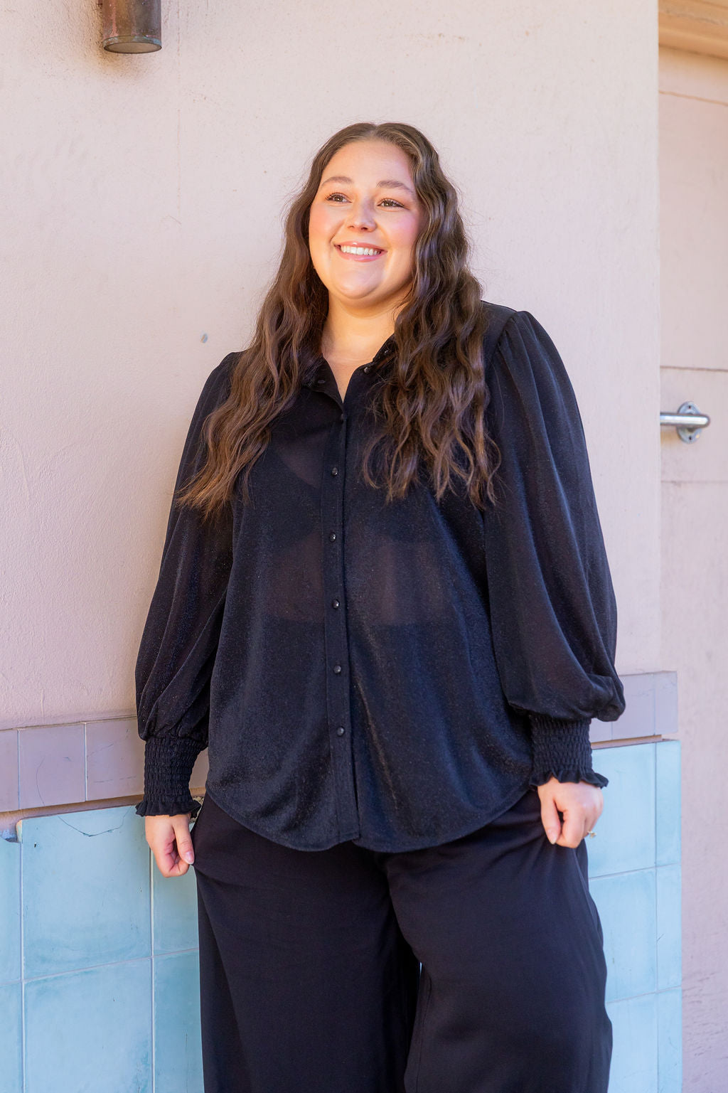 Long Sleeve Shirred Cuff Shirt in Black