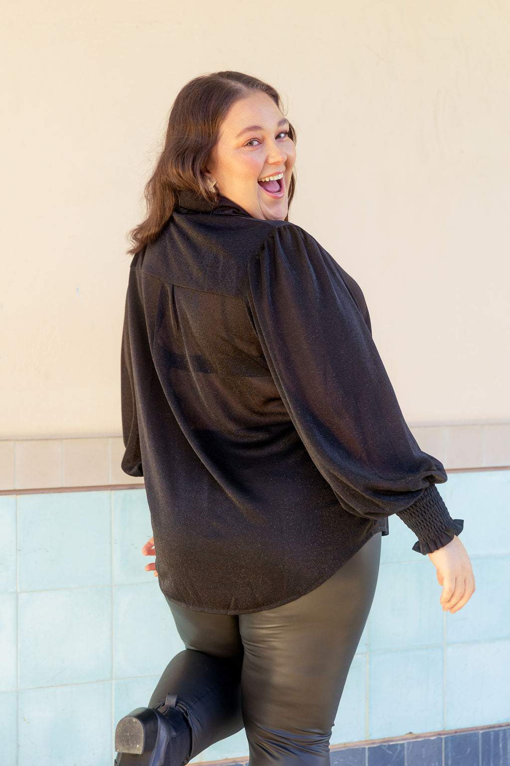 Long Sleeve Shirred Cuff Shirt in Black