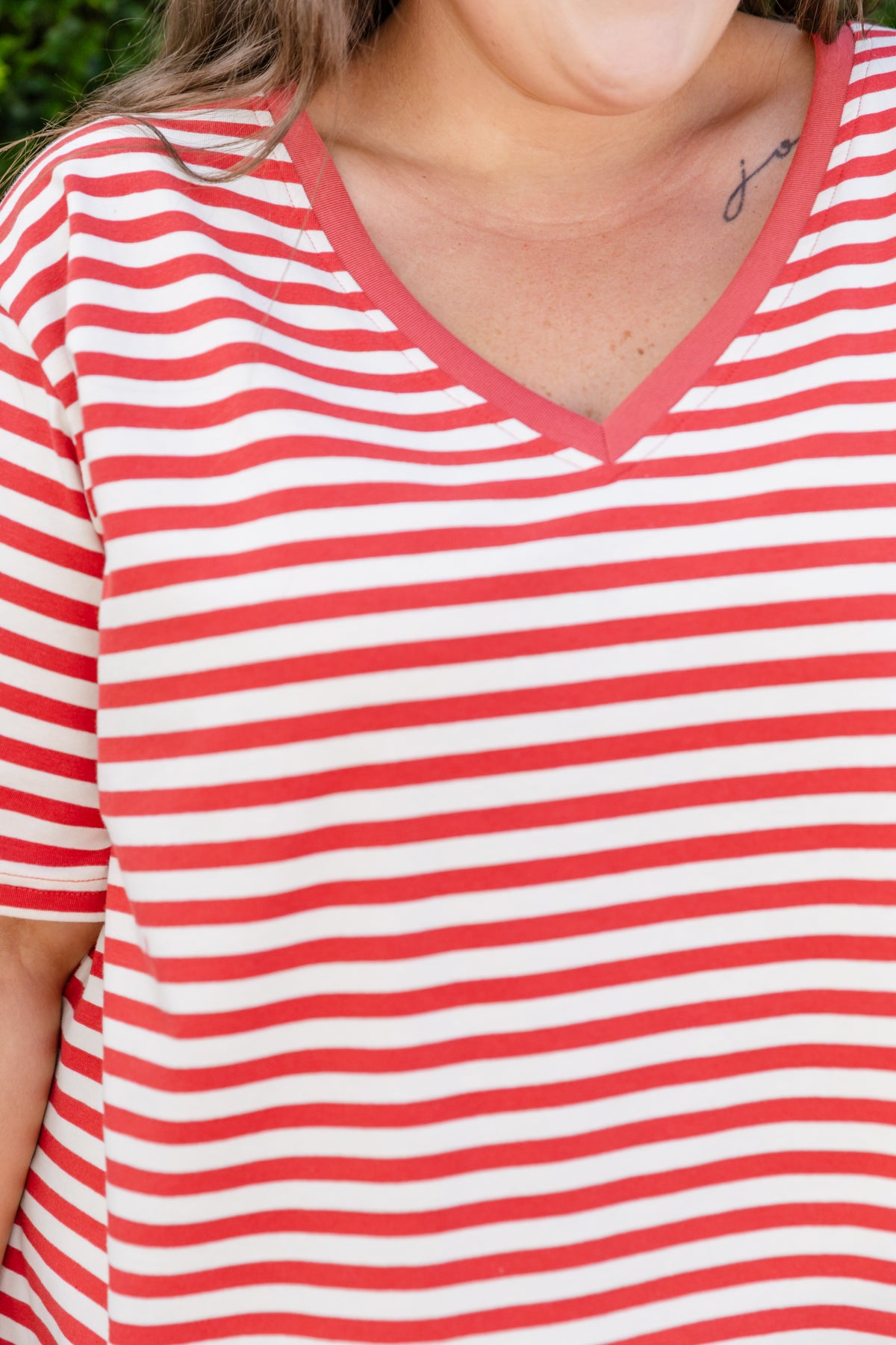 Striped V-Neck Tee in Cream/Red