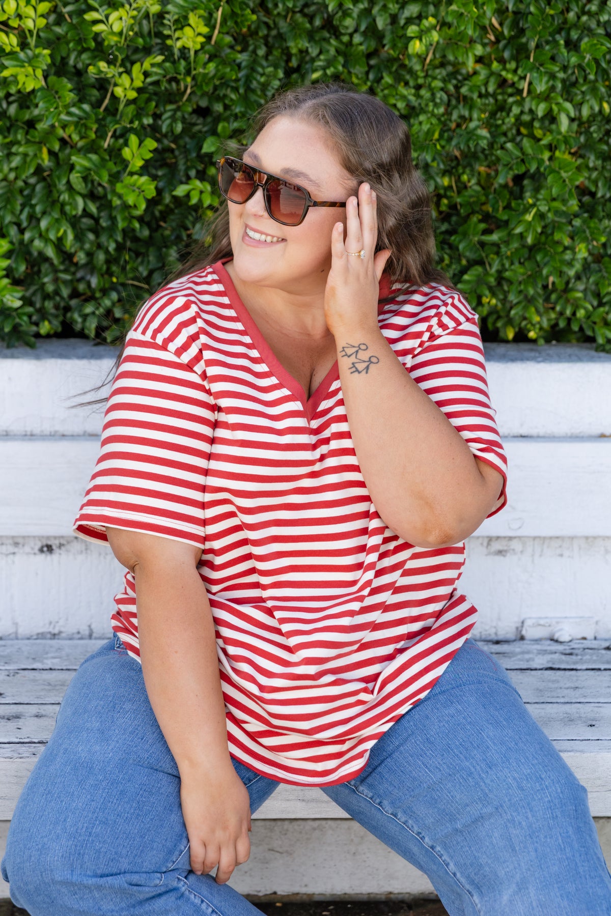Striped V-Neck Tee in Cream/Red