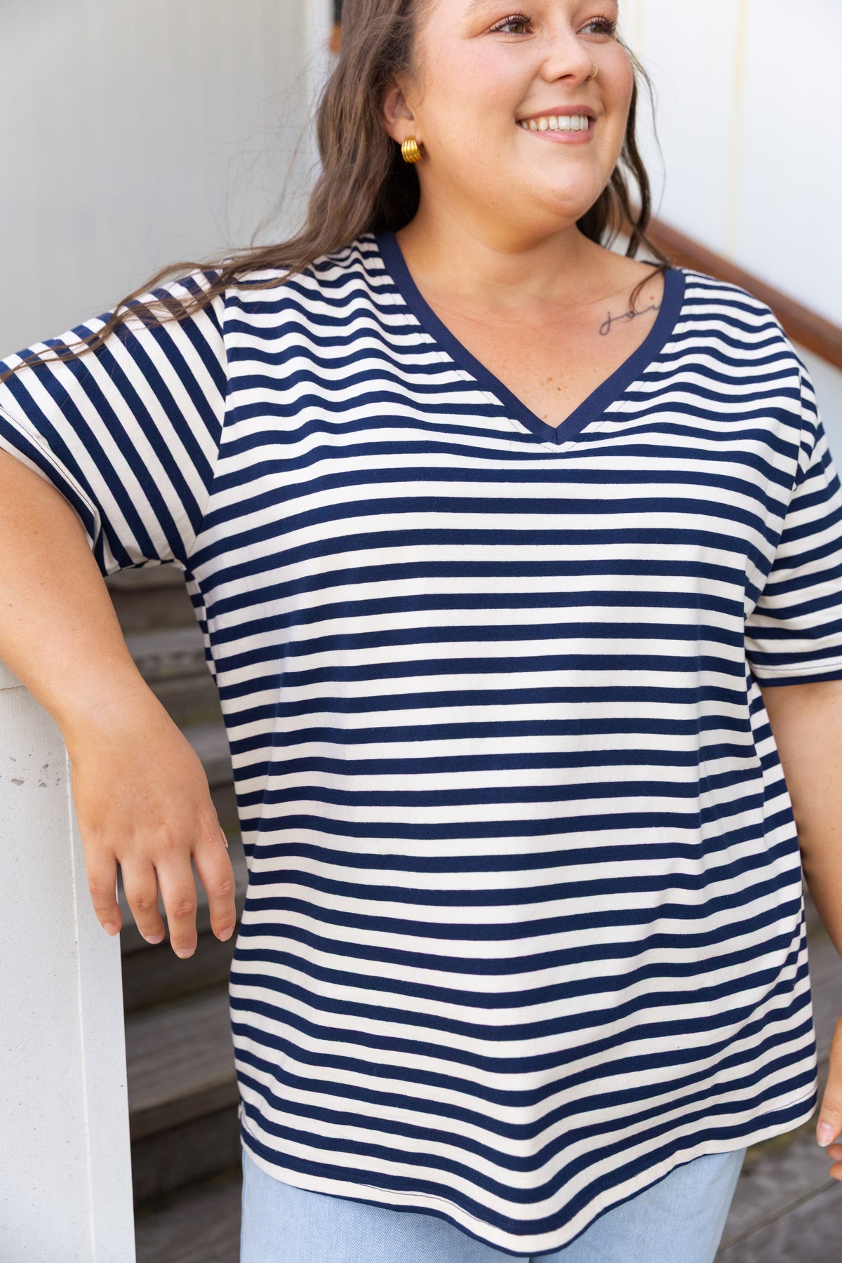 Striped V-Neck Tee in Navy/Cream