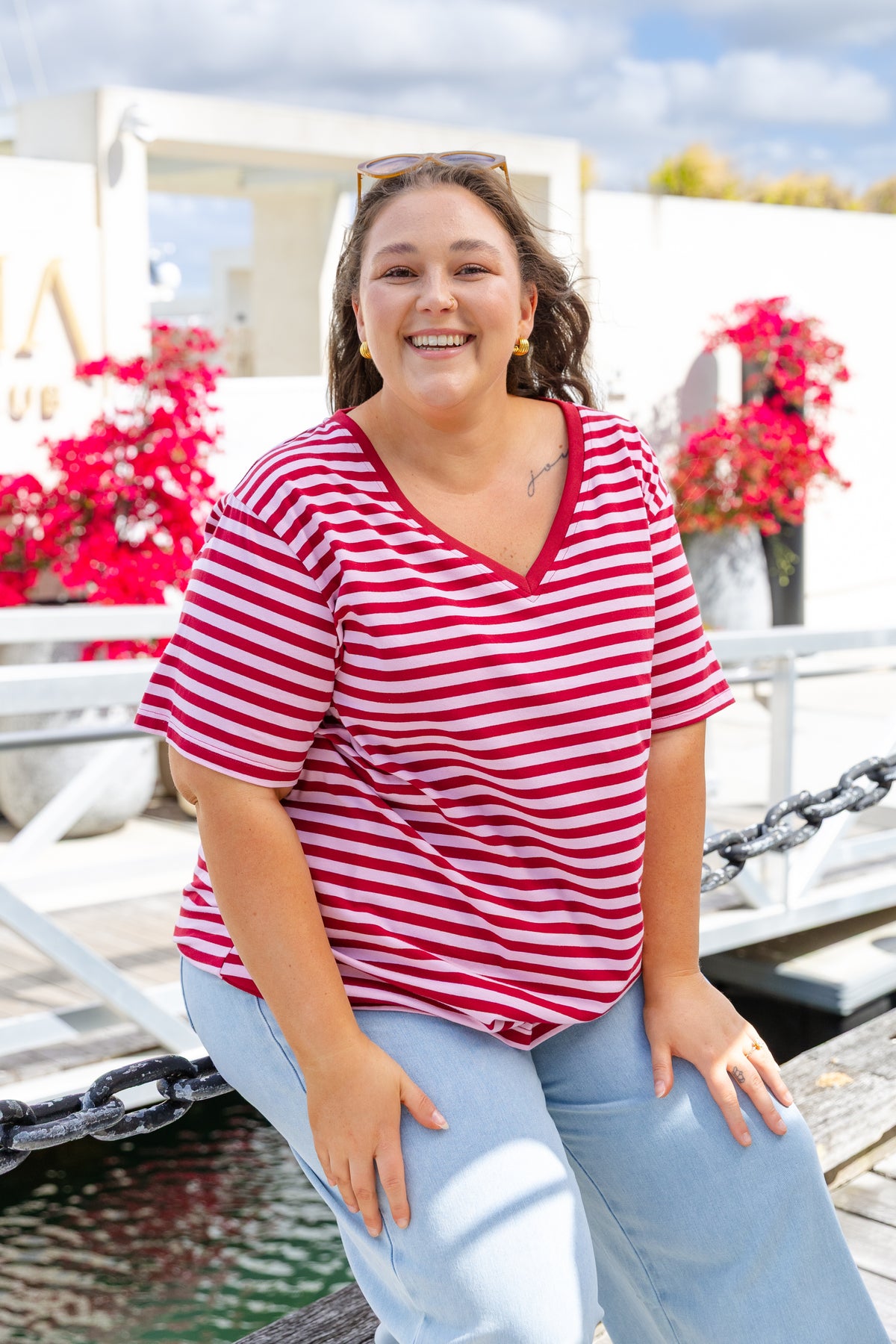 Striped V-Neck Tee in Wine/Light Pink