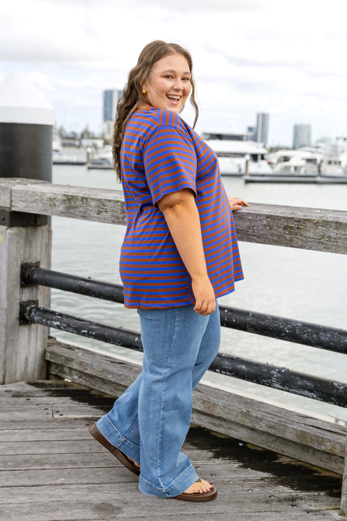 Striped V-Neck Tee in Blue/Brown