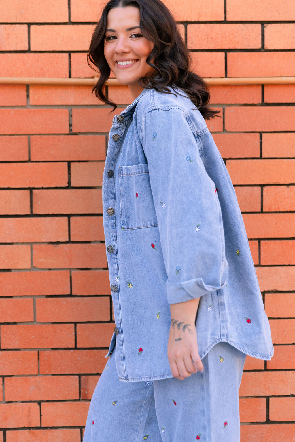 Koa Shacket in Light Wash with Floral Embroidery