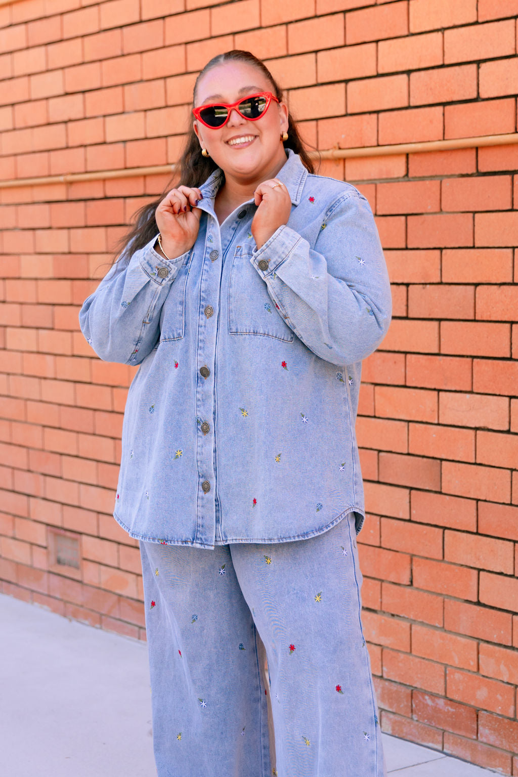 Koa Shacket in Light Wash with Floral Embroidery