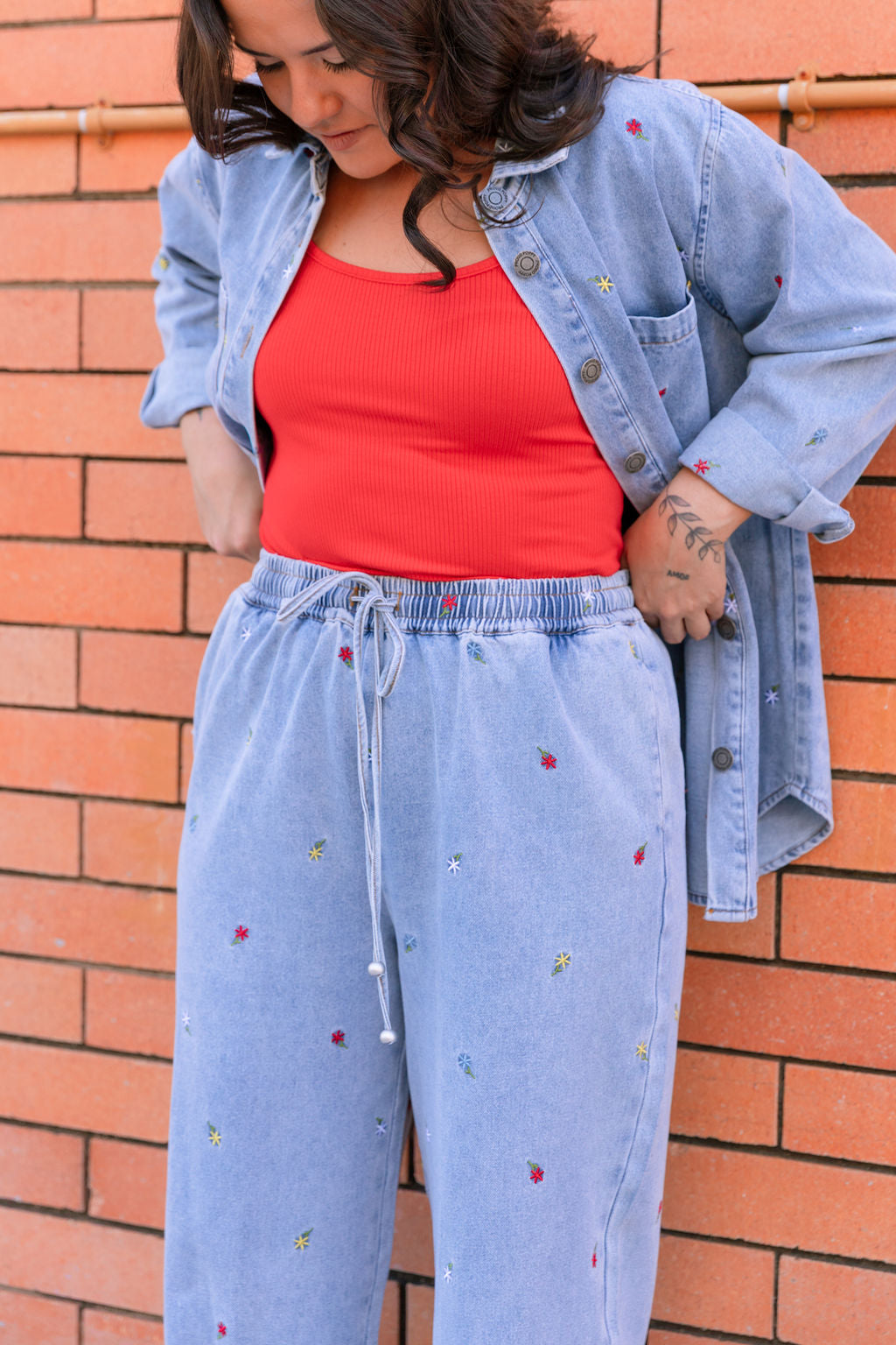 Koa Pull on Jean in Light Wash with Floral Embroidery