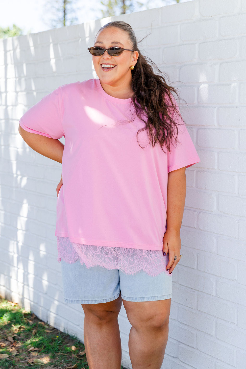 Lola Lace Trim Tee in Pink