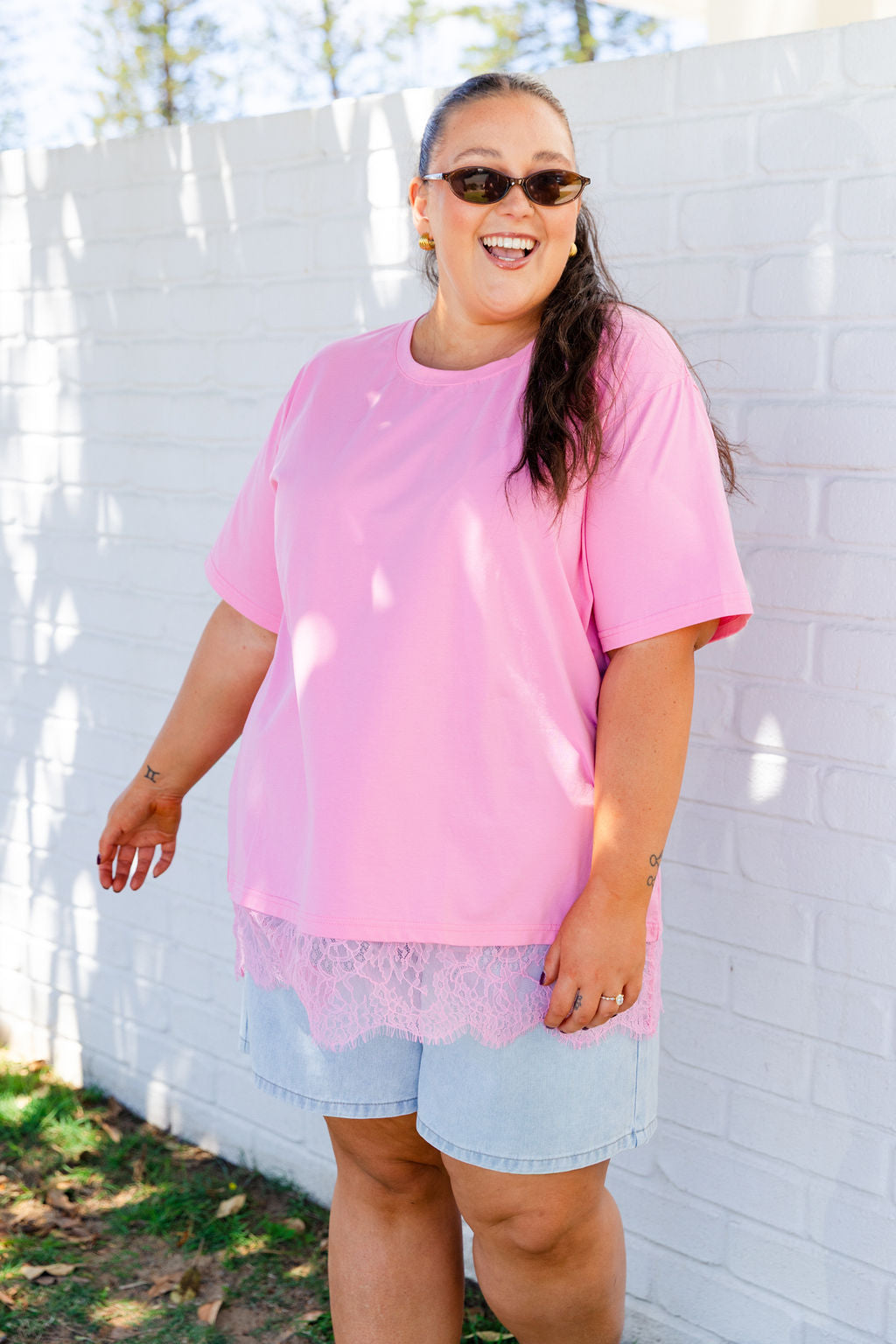 Lola Lace Trim Tee in Pink