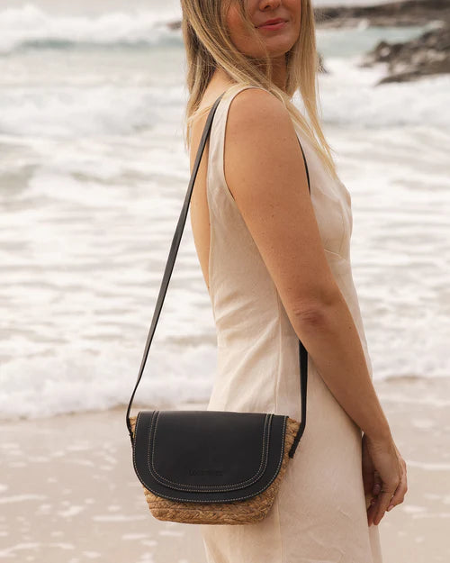 Dixie Straw Crossbody Bag Natural Black by Louenhide