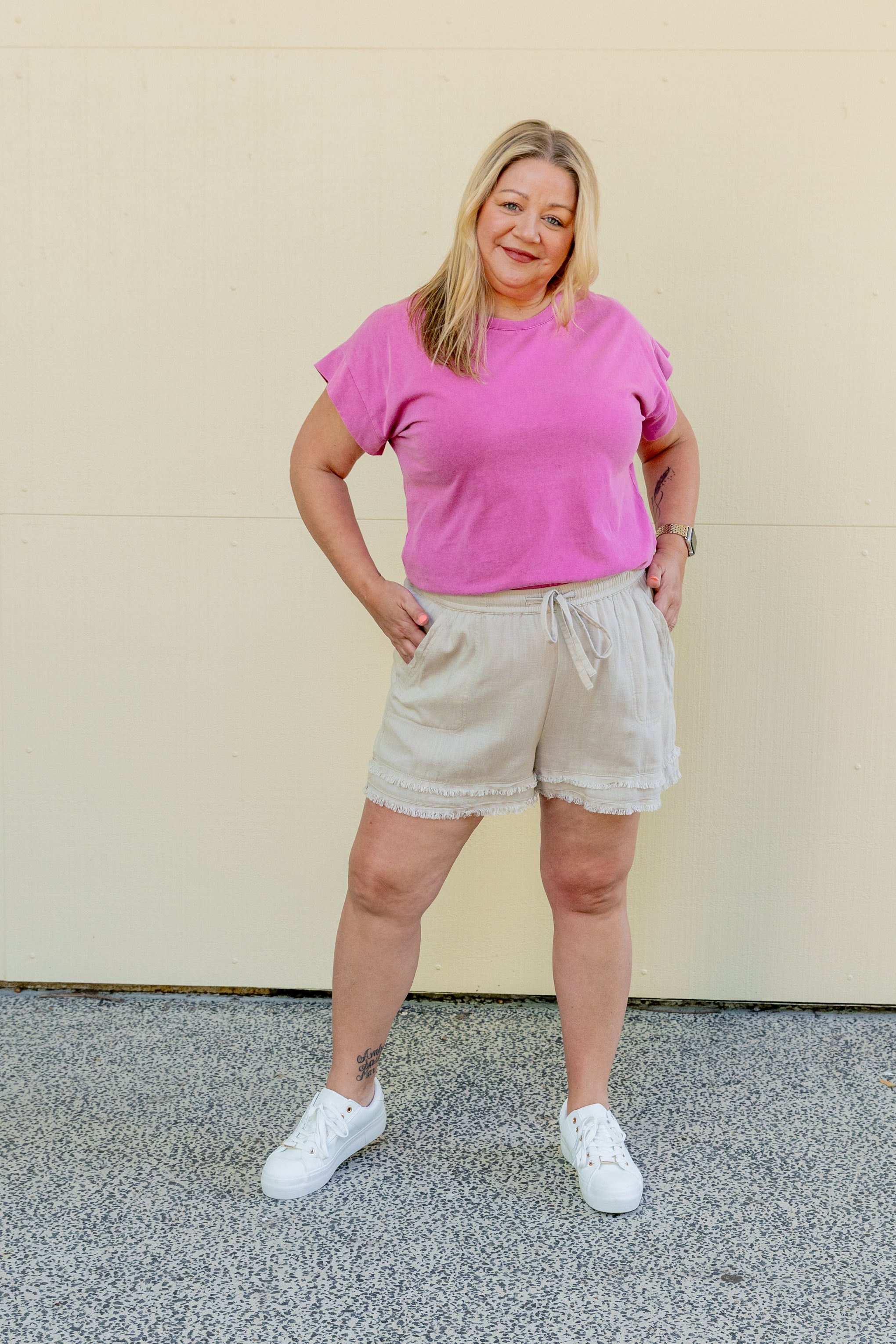 Selene Cap Sleeve Tee in Magenta