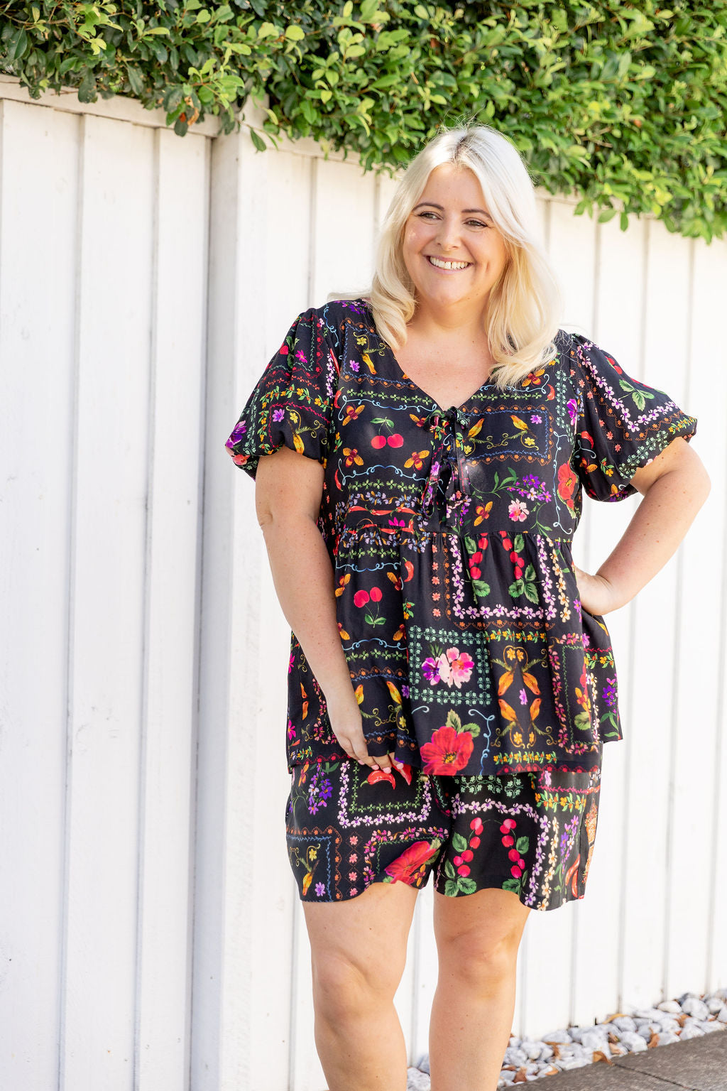 Birdie Top in Sweet Bee