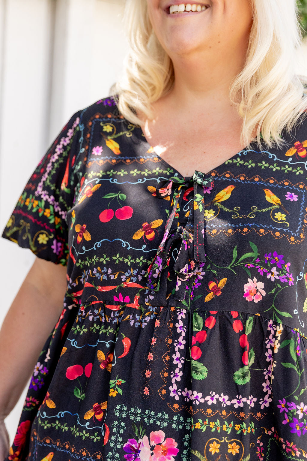 Birdie Top in Sweet Bee