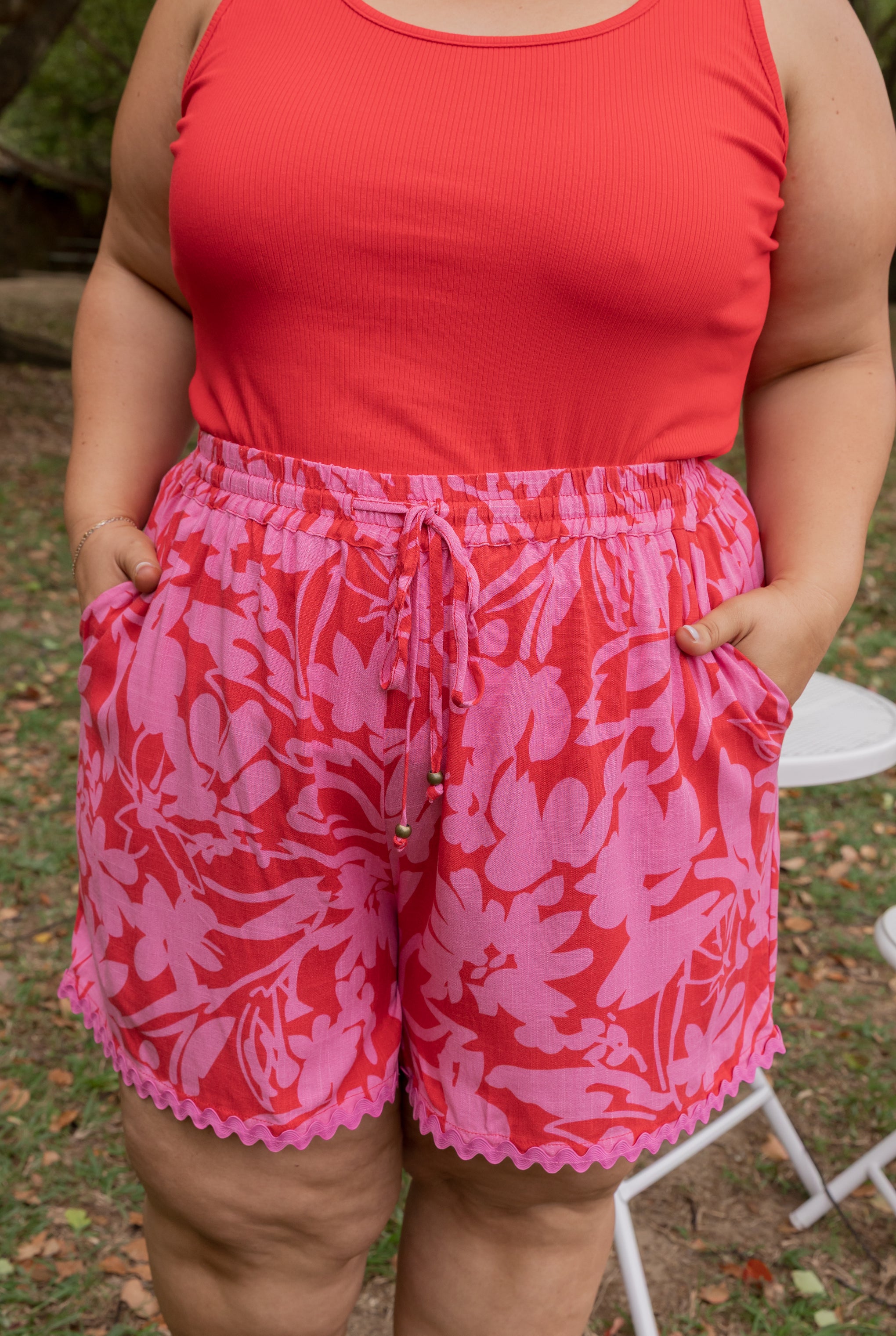 Harlow Shorts in Fiesta