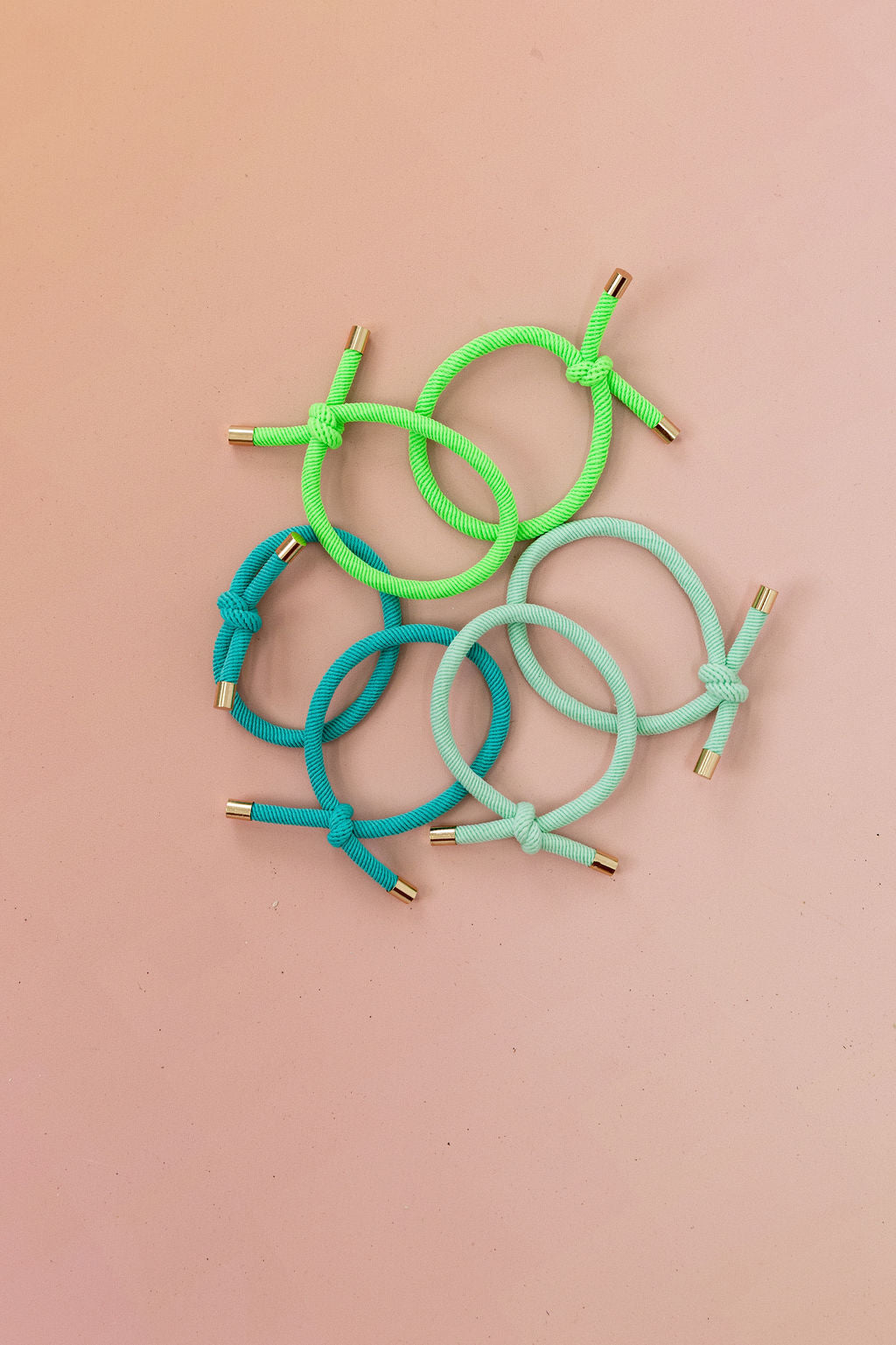 6 Pack Hair Ties in Green