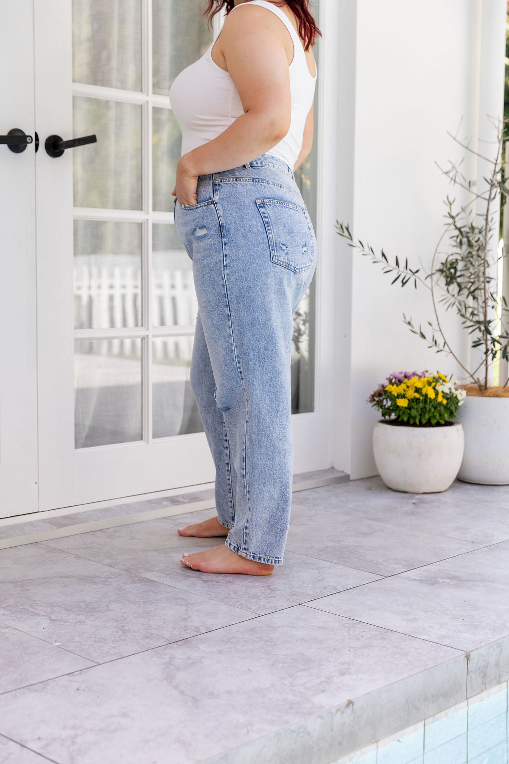 Cerys Jeans in Light Blue Acid Wash
