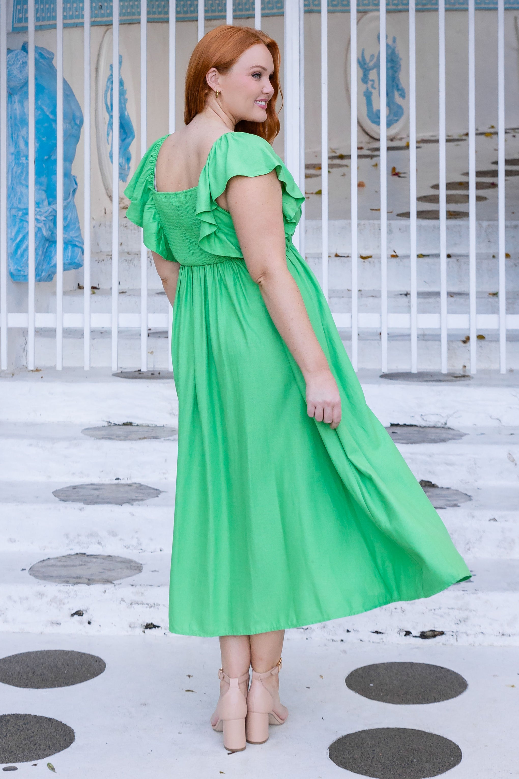 Tanya Linen Blend Midi Dress in Green