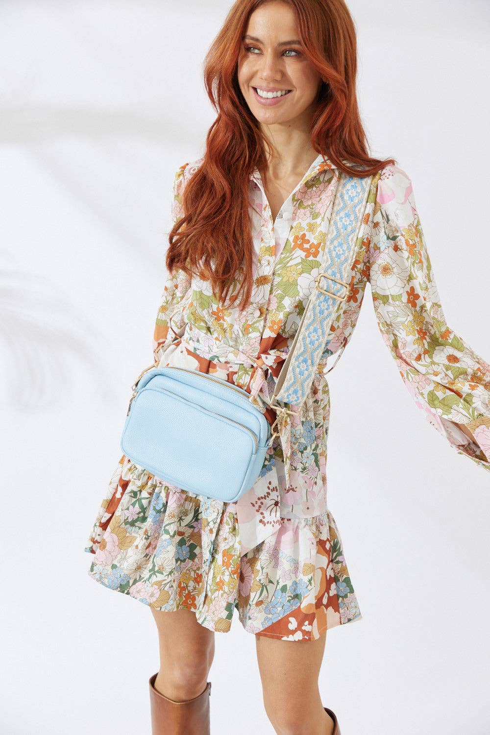 California Crossbody Bag - Light Blue
