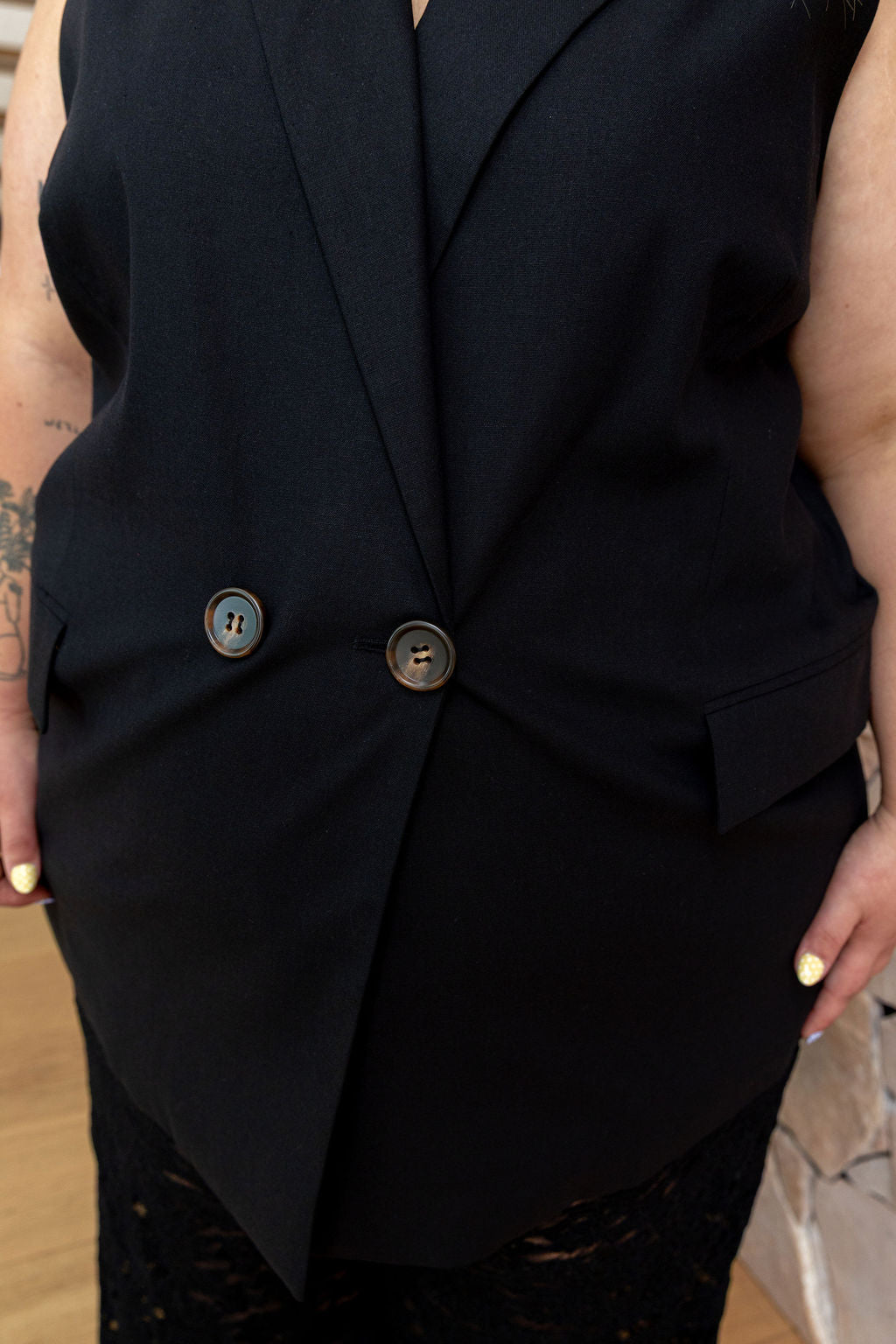 Tammy Linen Blend Longline Vest in Black