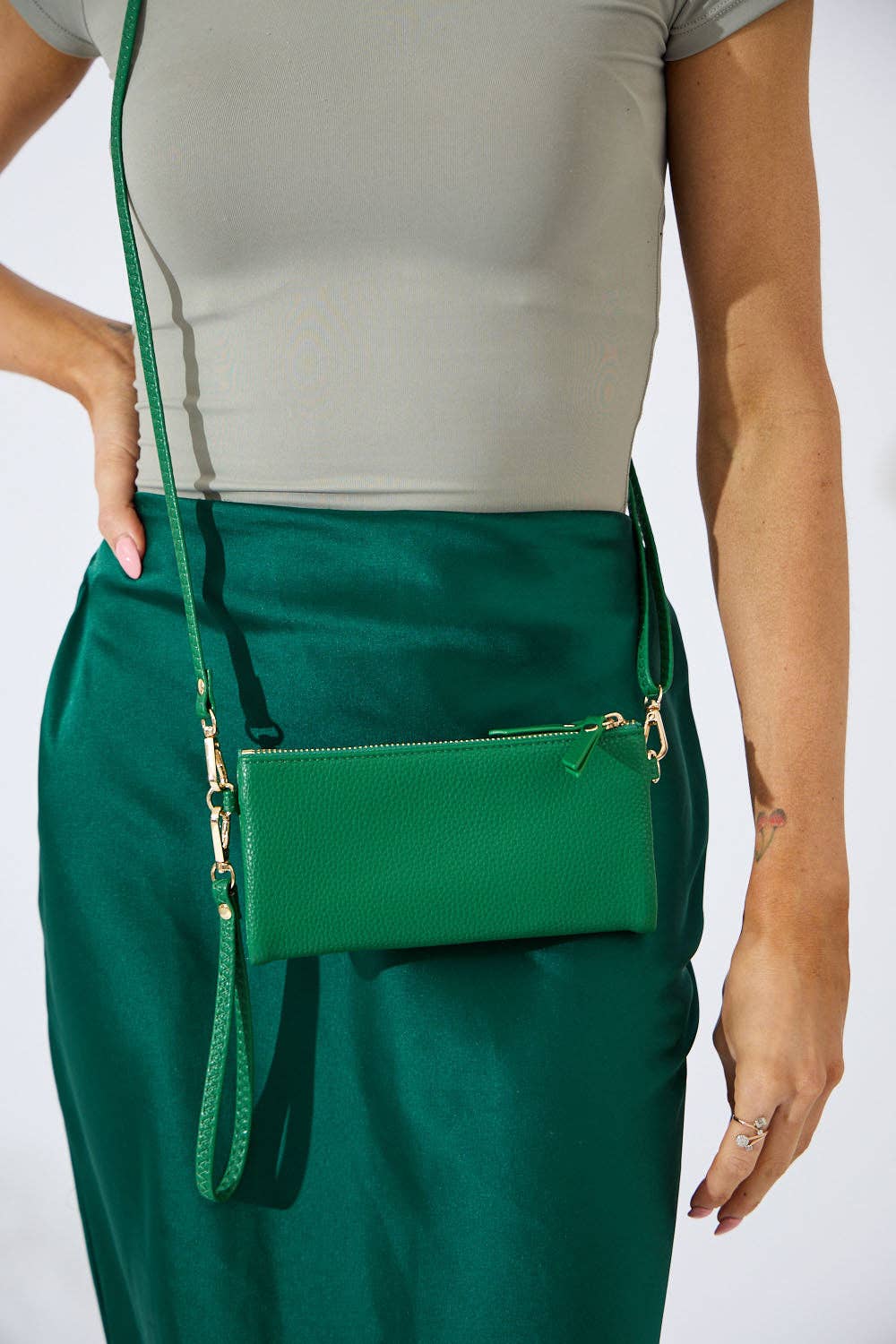 New Haven Crossbody Wallet - Emerald Green