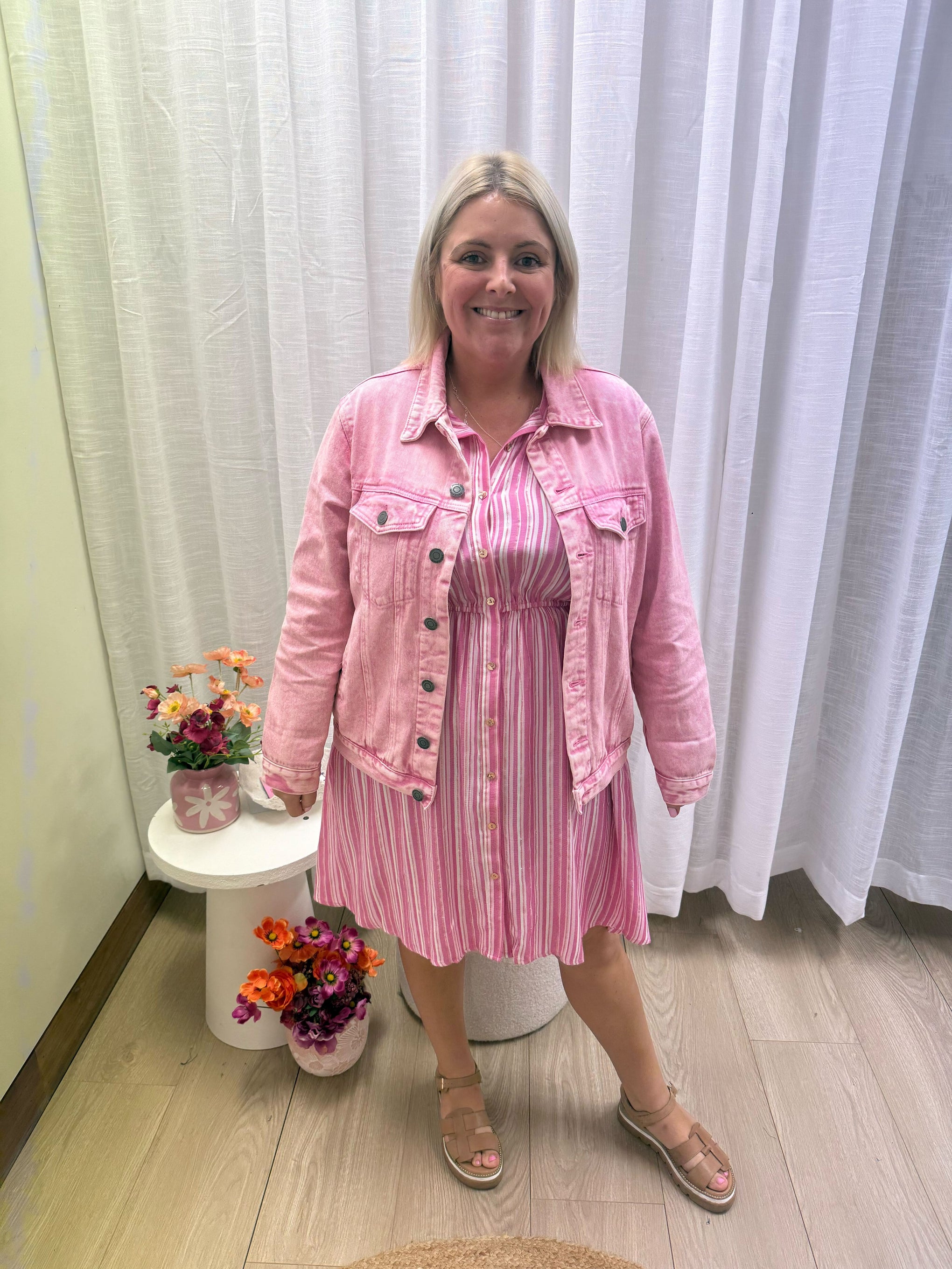Hayden Boyfriend Denim Jacket in Pink Wash