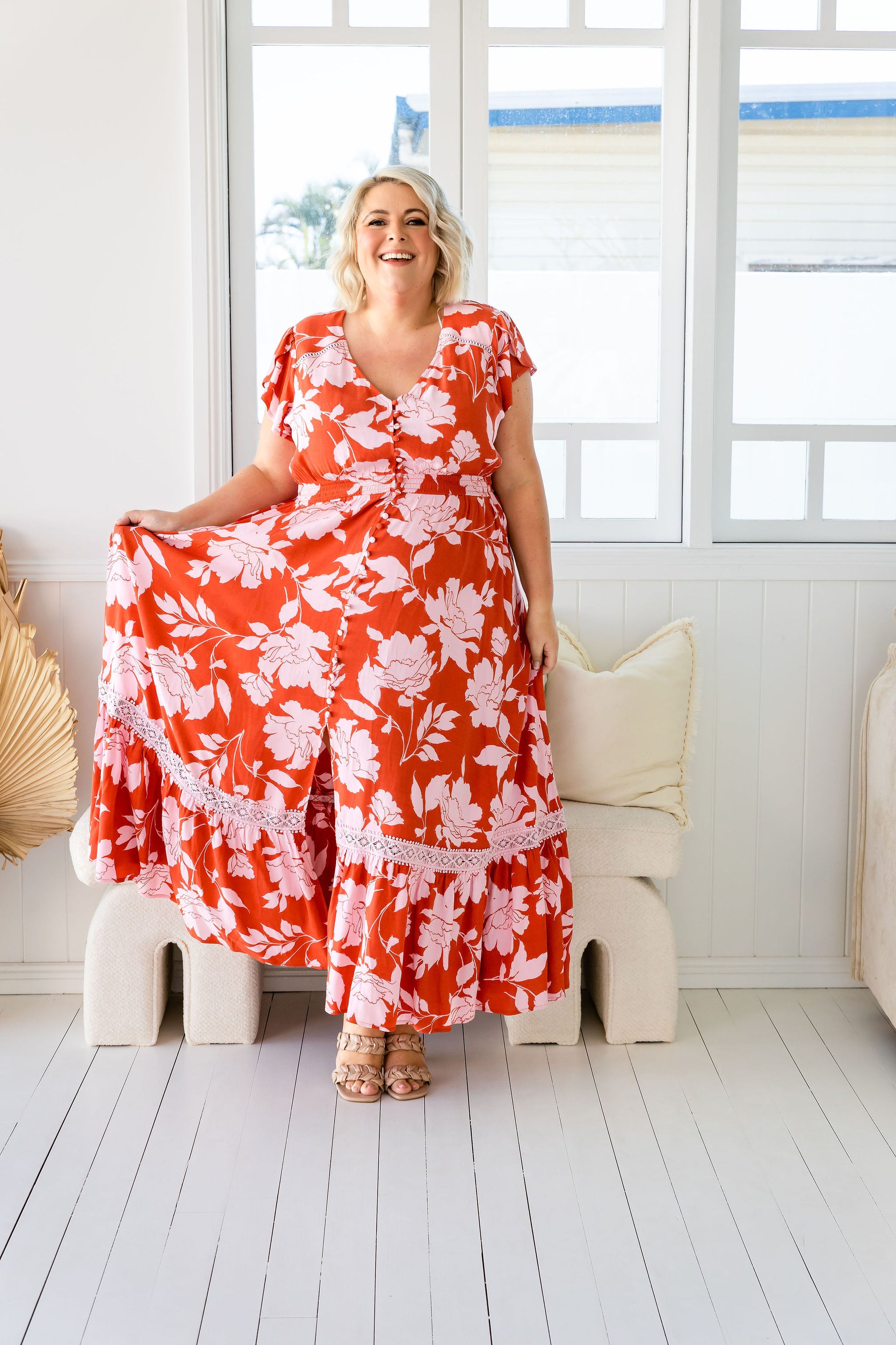 Louisa Maxi Dress in Flores