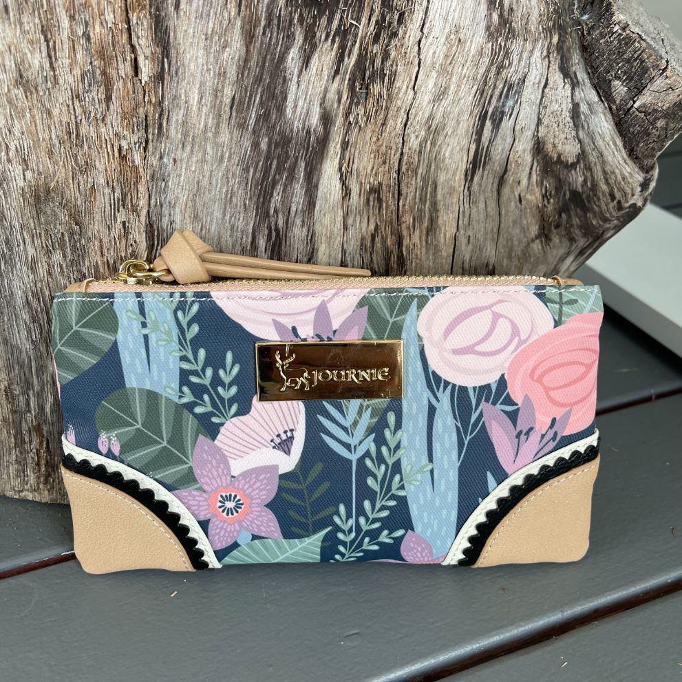 Florence Pouch Wallet