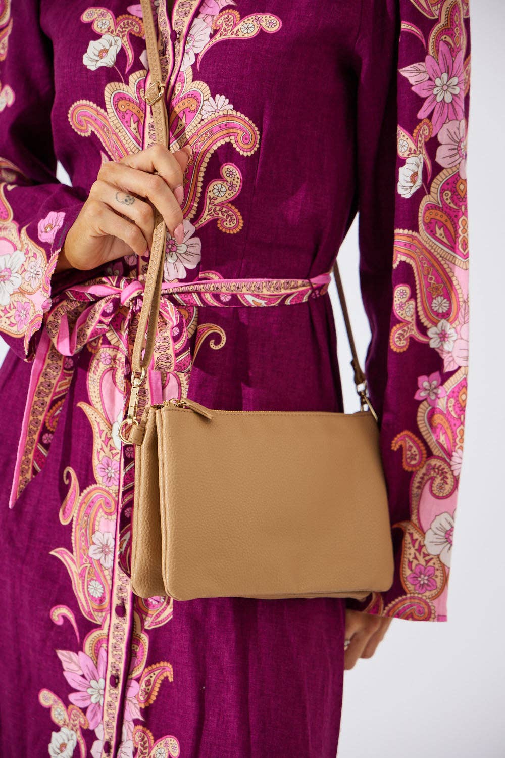 Coral Springs Crossbody Bag - Beige