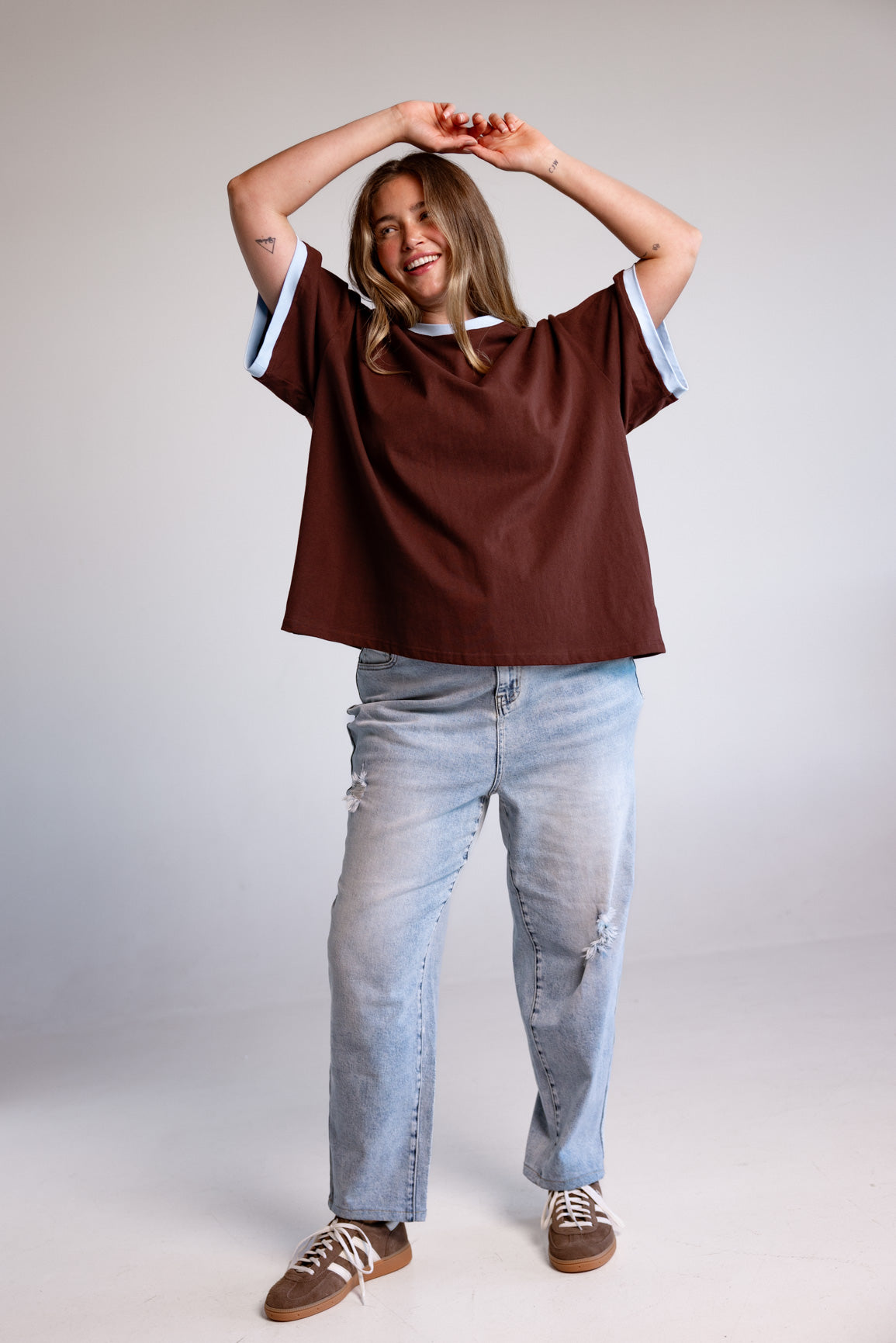 Nikita Heavyweight Cotton Tee in Chocolate Brown & Blue Contrast