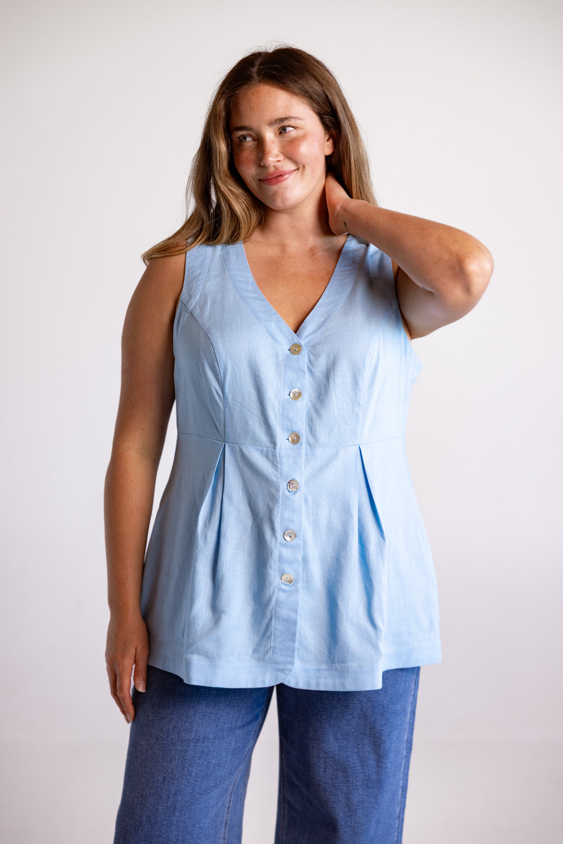Saski Linen Blend Vest in Light Blue
