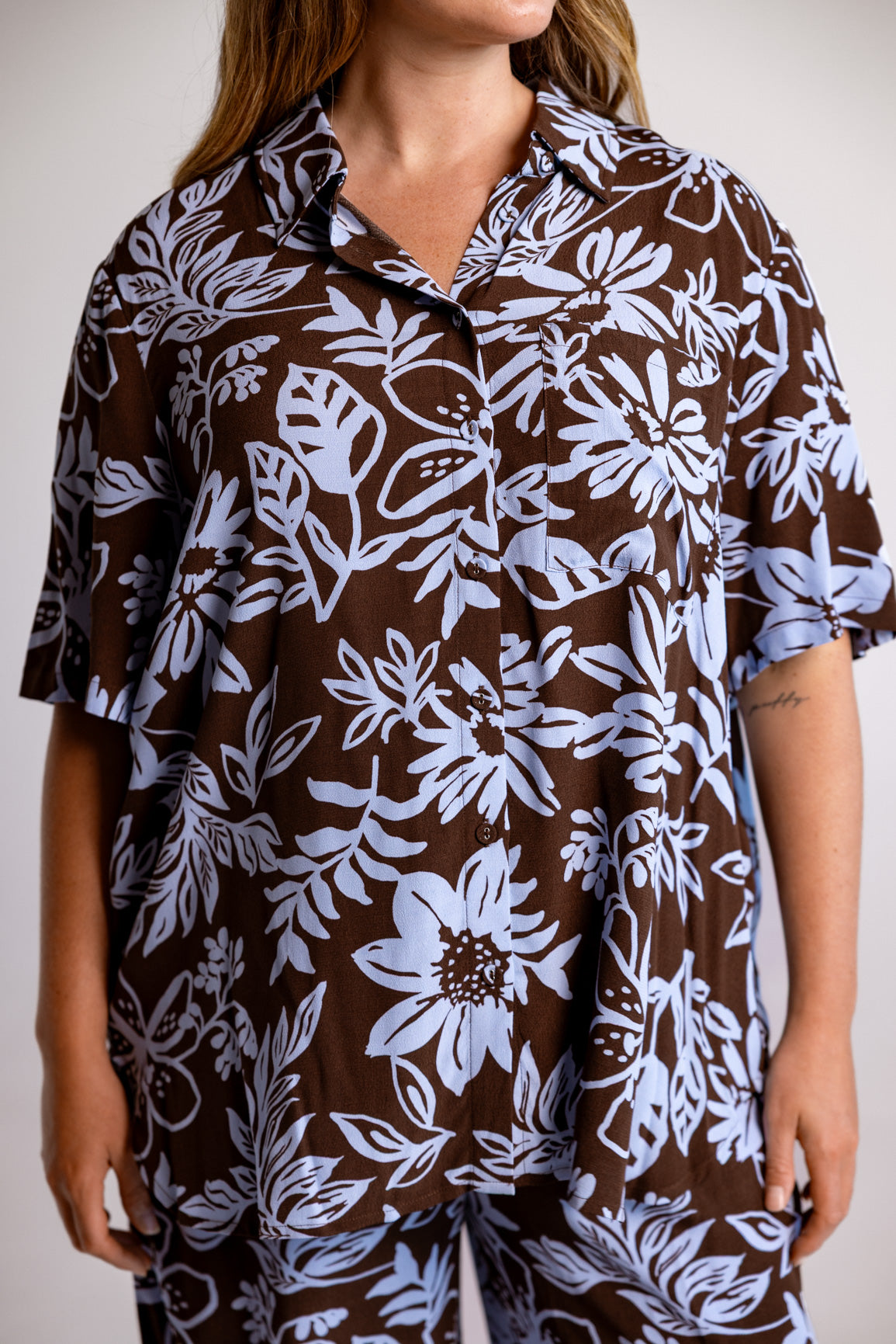 Samara Shirt in Blue Lani Chocolate