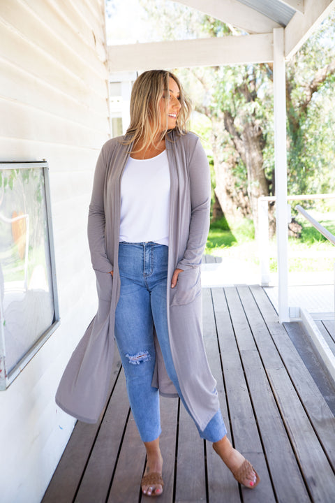 Grey cardigan clearance outfit ideas